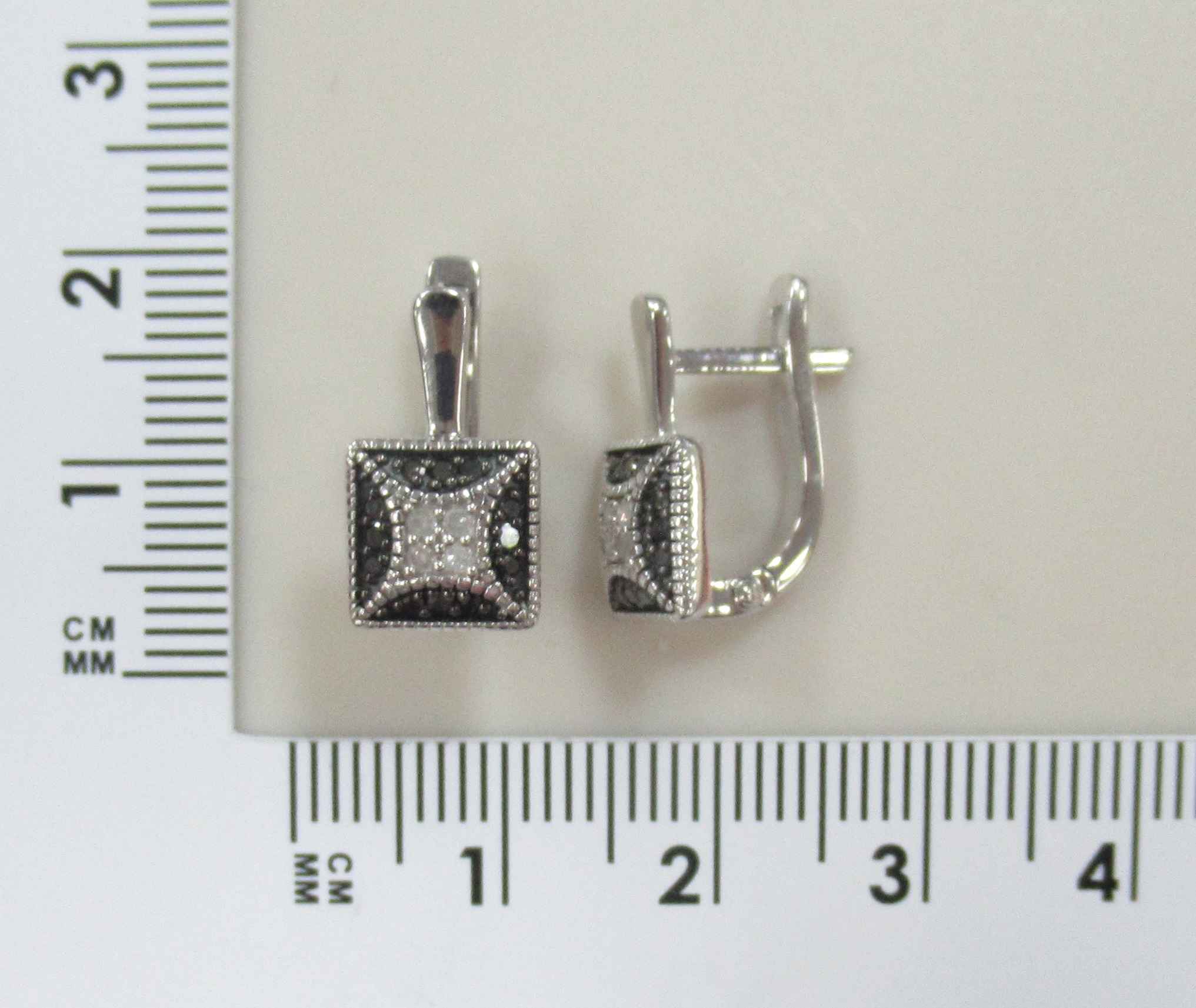 10521-001047 Серьги (Ag 925)